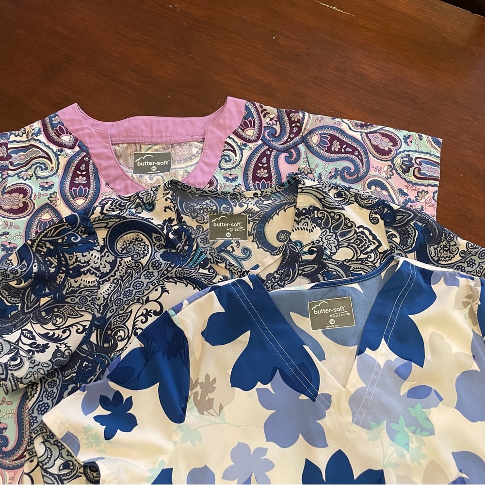 Lot of 3 Butter-soft scrub tops size medium